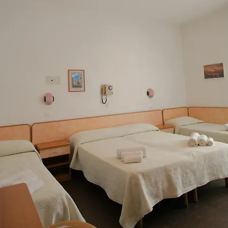 Manuela Hotel