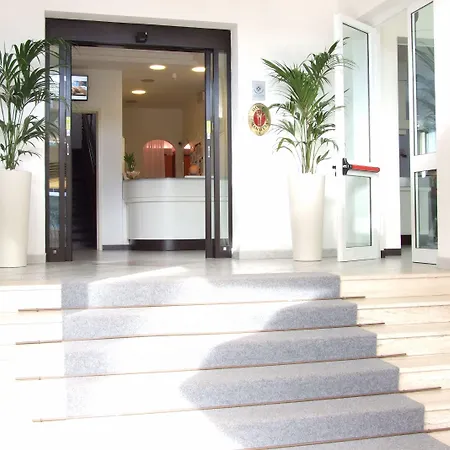 Hotel Manuela 3*