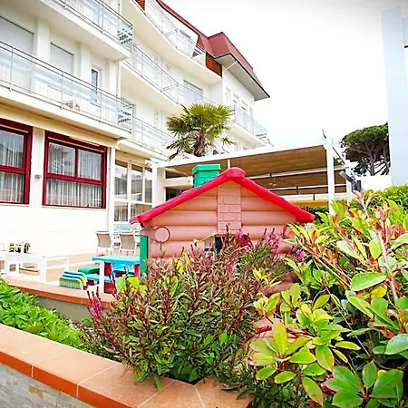 Manuela Ξενοδοχείο 3*