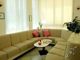 Manuela 3* تّشيرفييا