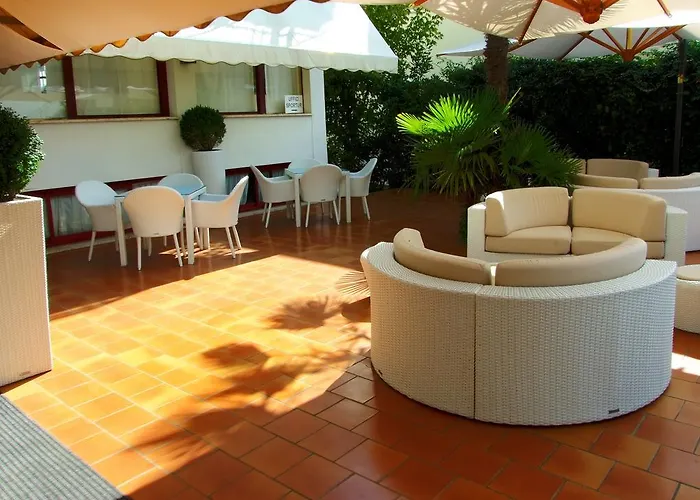Manuela 3* Cervia