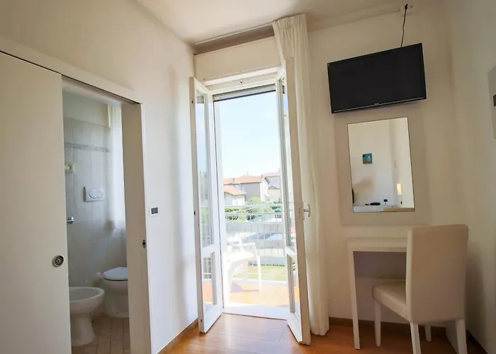 Manuela 3* Cervia