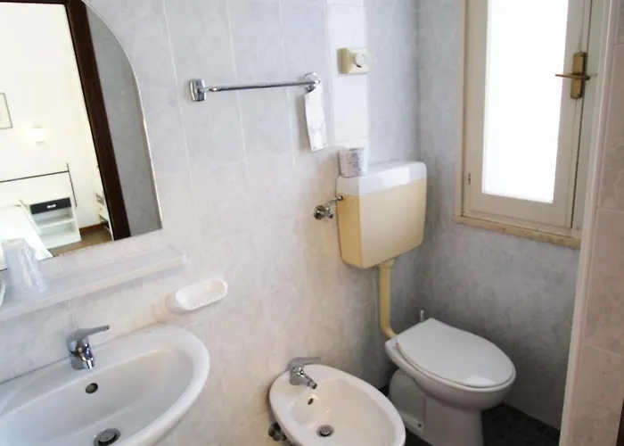 Hotel Manuela 3*