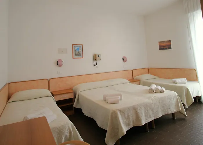 Manuela Hotel