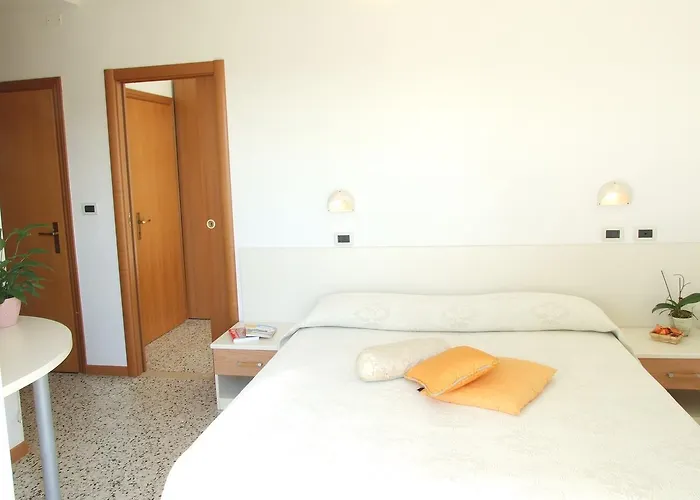 Manuela 3* Cervia